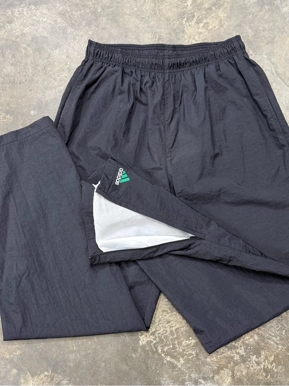 Vintage Y2K adidas Nylon Baggy Track Pants Men’s Large